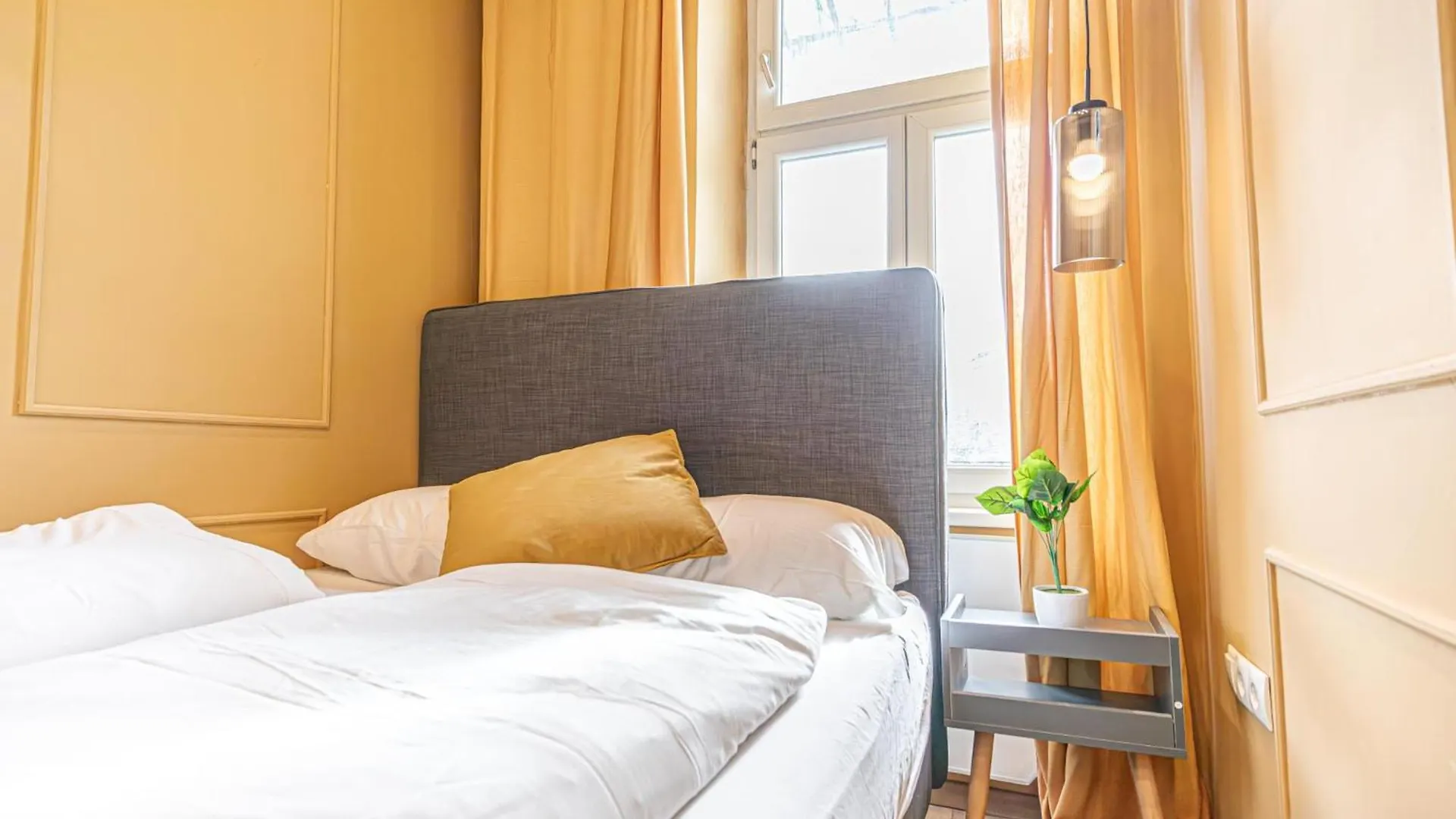 4Br Apartment For 9P, Centrally Located In Vienna