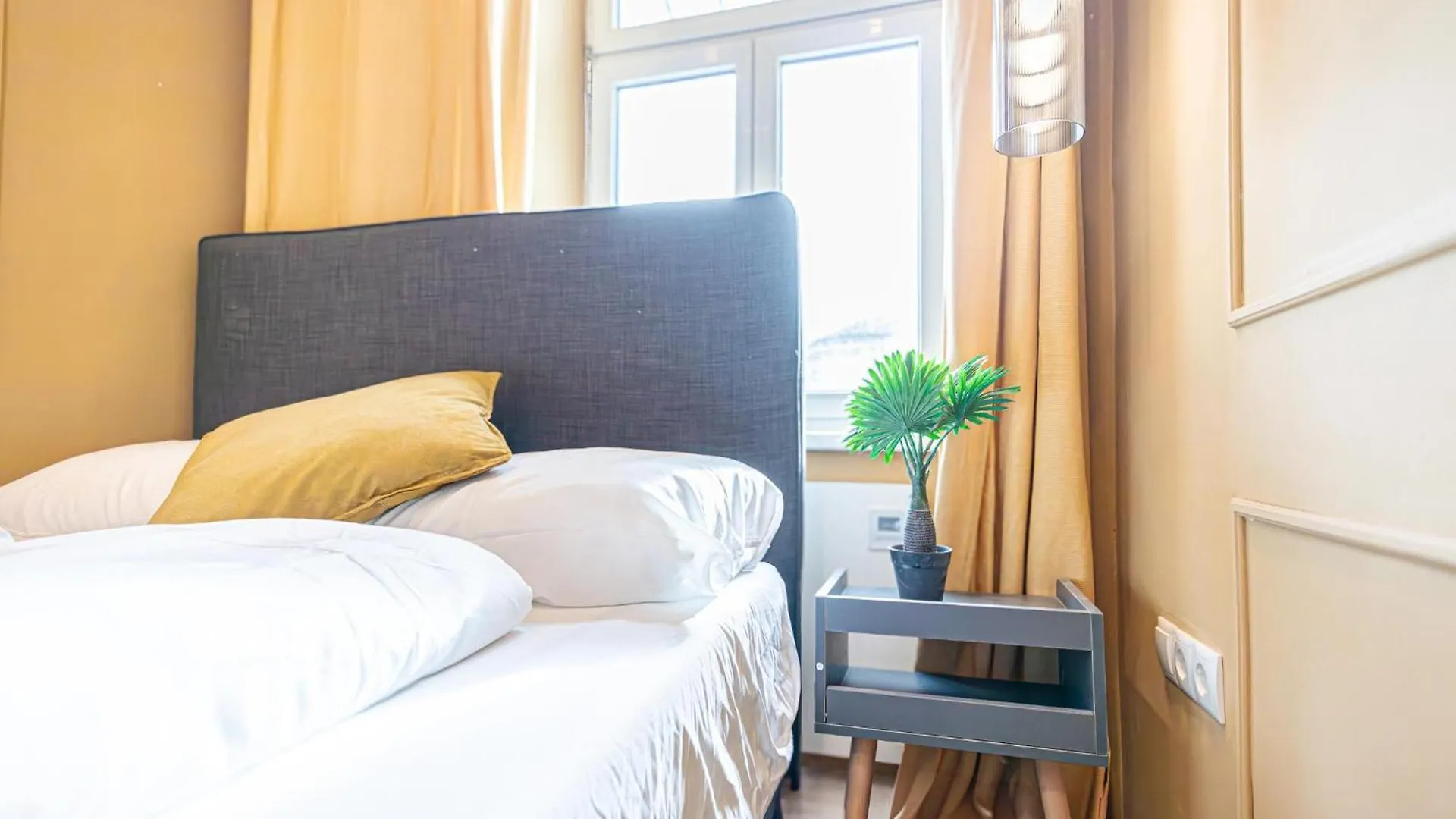4Br Apartment For 9P, Centrally Located In Vienna