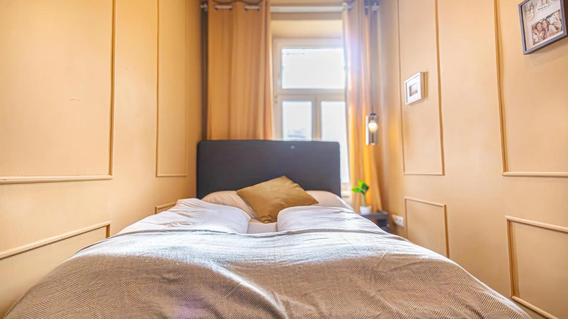 4Br Apartment For 9P, Centrally Located In Vienna 0*,  Austria