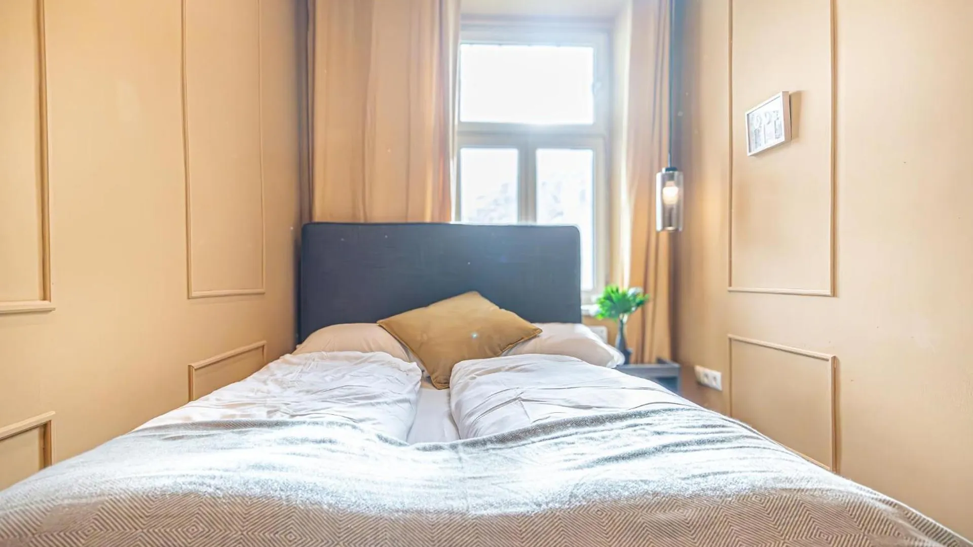 4Br Apartment For 9P, Centrally Located In Vienna