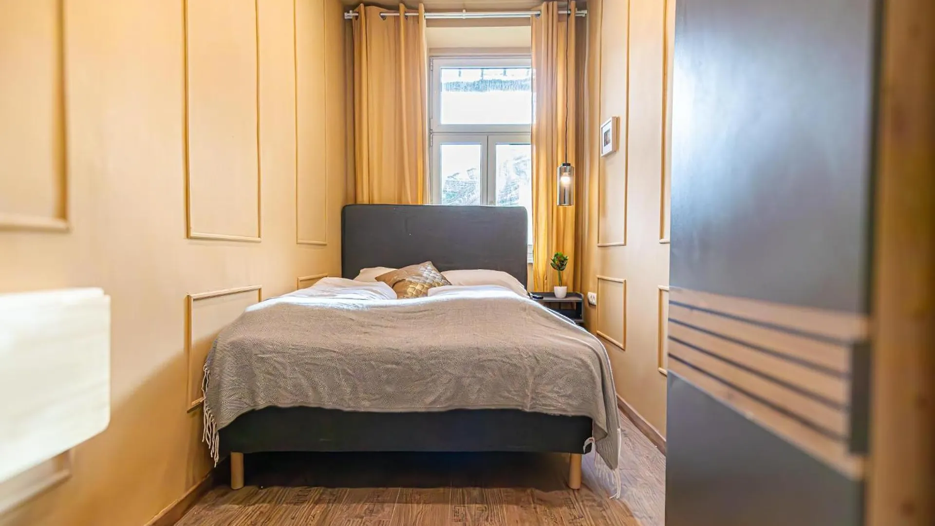 4Br Apartment For 9P, Centrally Located In Vienna
