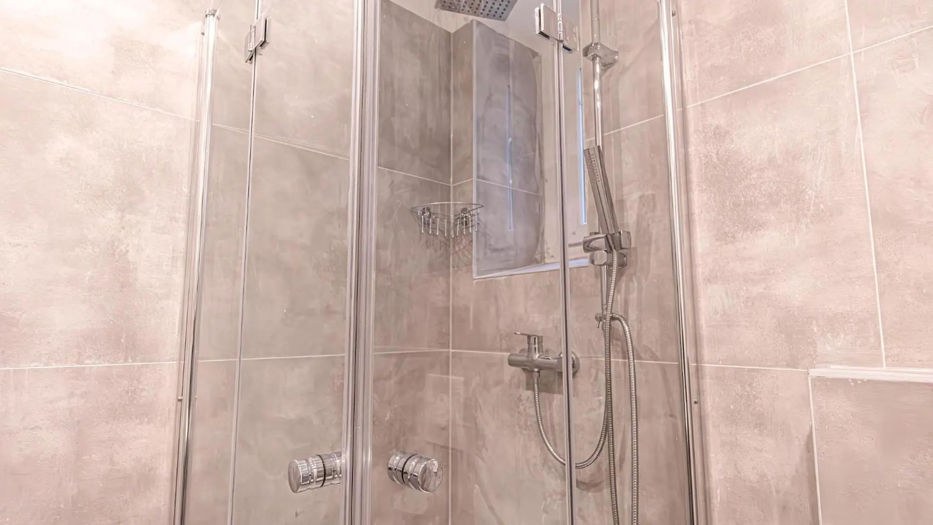4Br Apartment For 9P, Centrally Located In Vienna