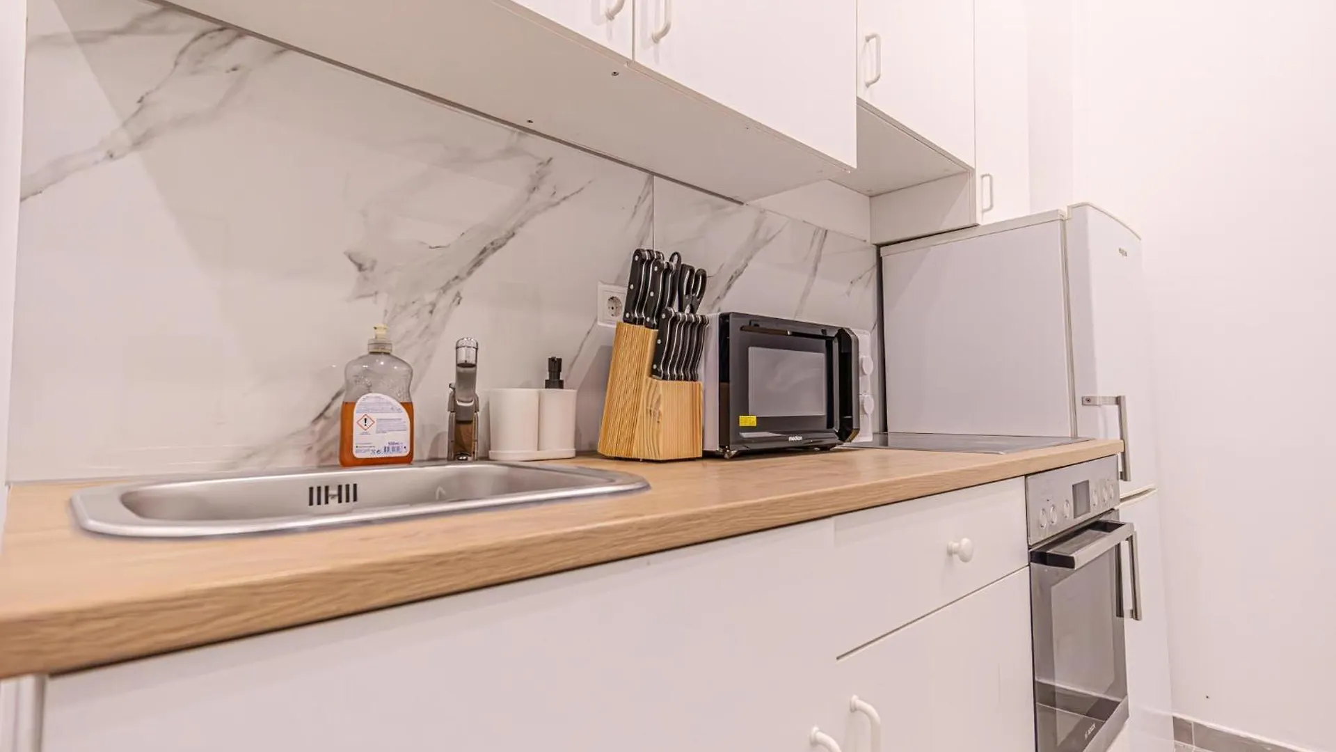 4Br Apartment For 9P, Centrally Located In Vienna Austria